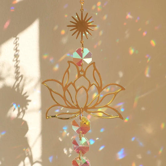 Crystal Sun Catcher Lotus | Hanging Suncatcher with Crystals | Rainbow Maker for Windows & Garden | Chakra Light Catcher, Stained Glass Decoration