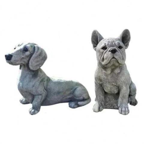 1pc Resin Pug Outdoor Statue - Adorable Sitting Pug Dog Garden Statue for Decor